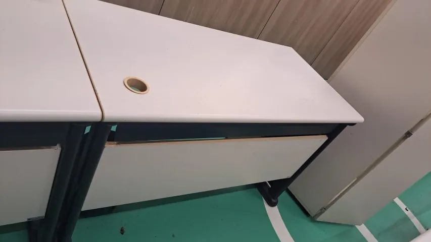 Mesa Bege escritorio - Foto 2