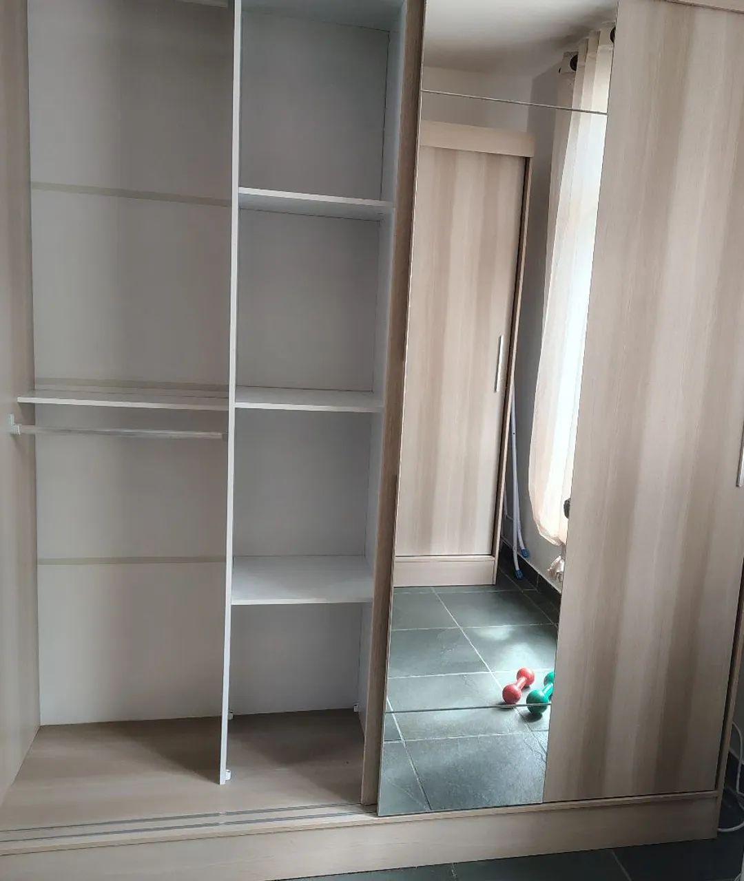 Guarda roupas  - Foto 2