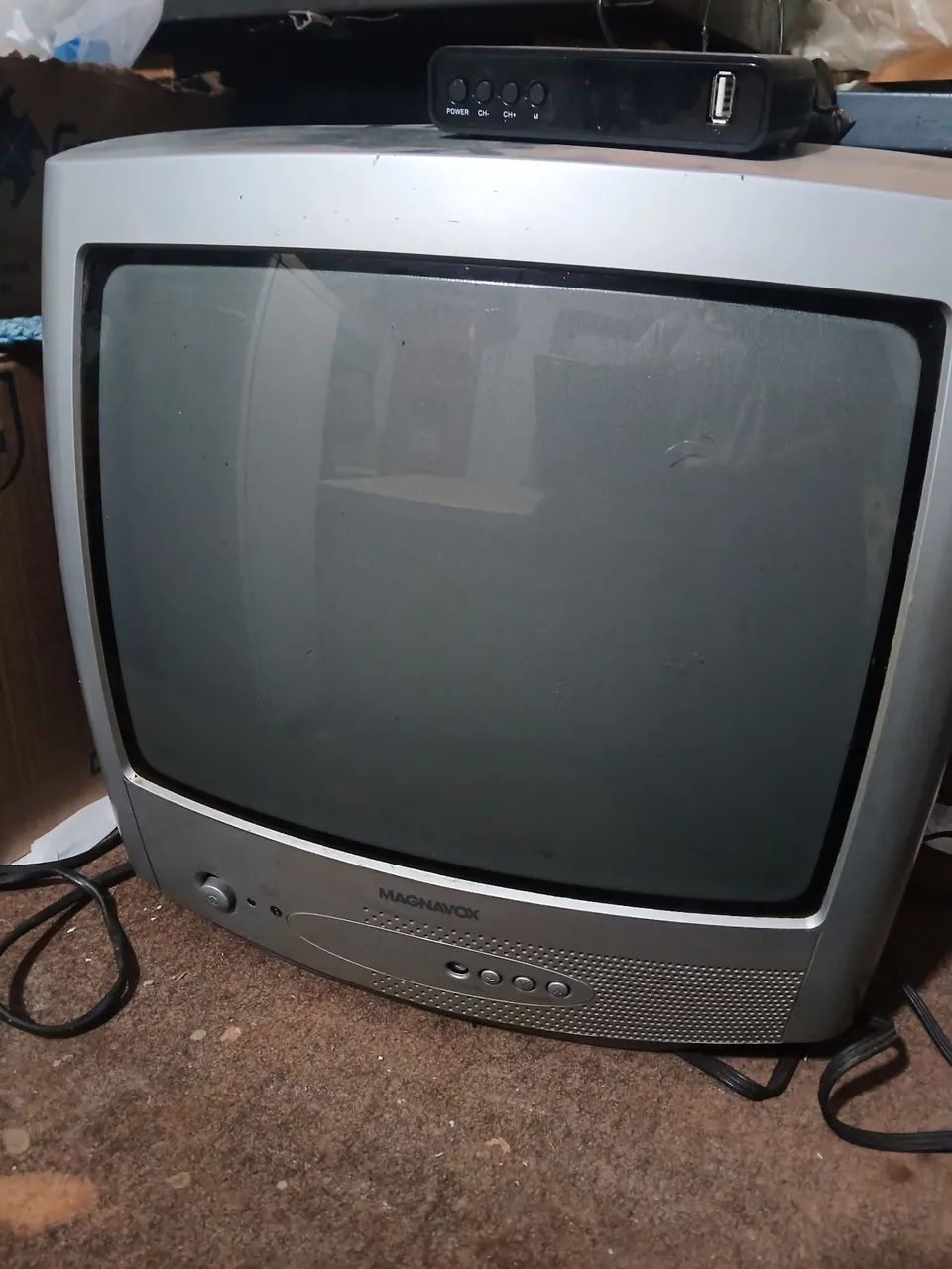 VENDO TV DE TUBO 14 POLEGADAS FRONCIONANDO DIREITINHO 