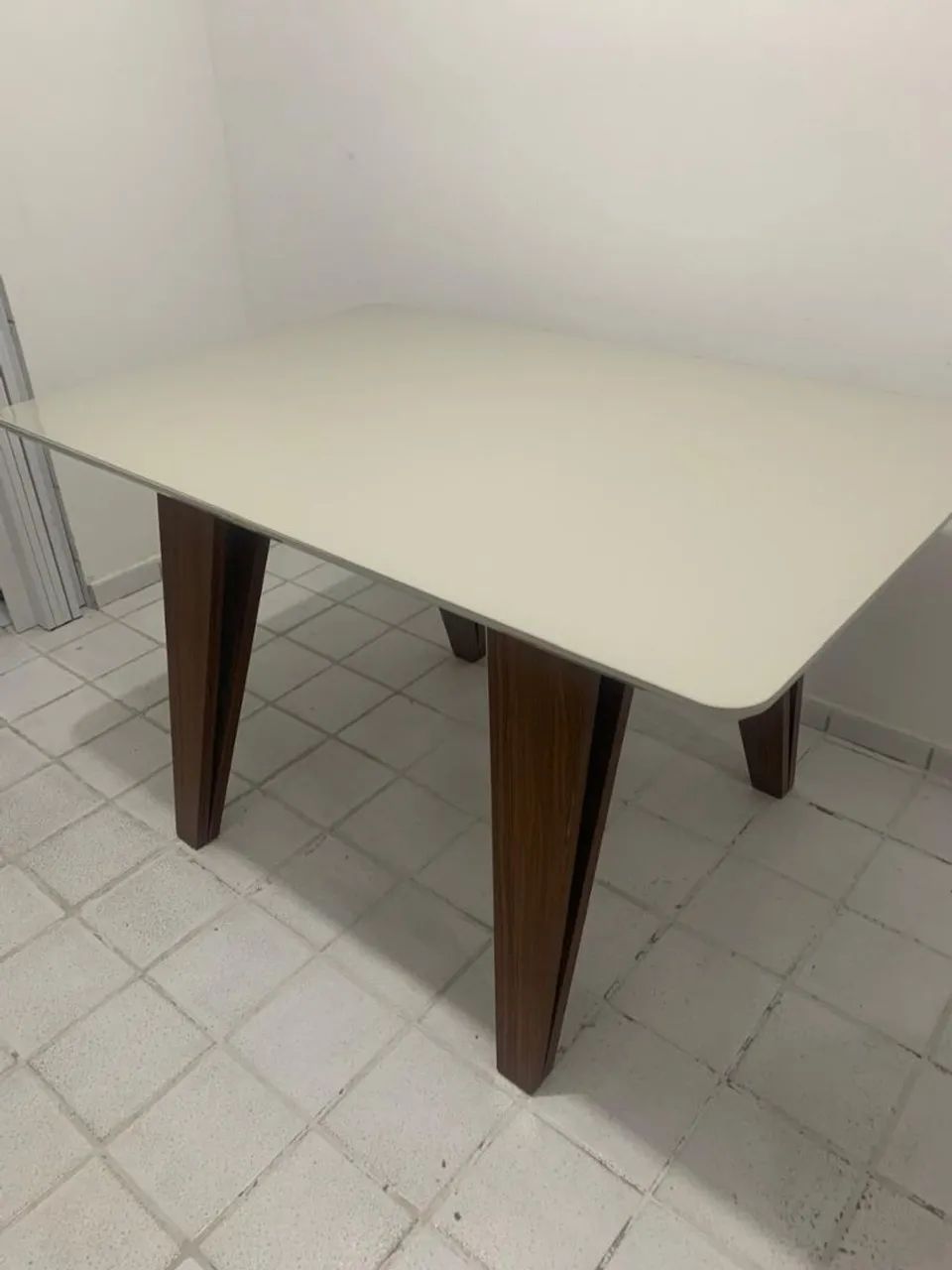 Mesa com tampo de vidro  - Foto 2