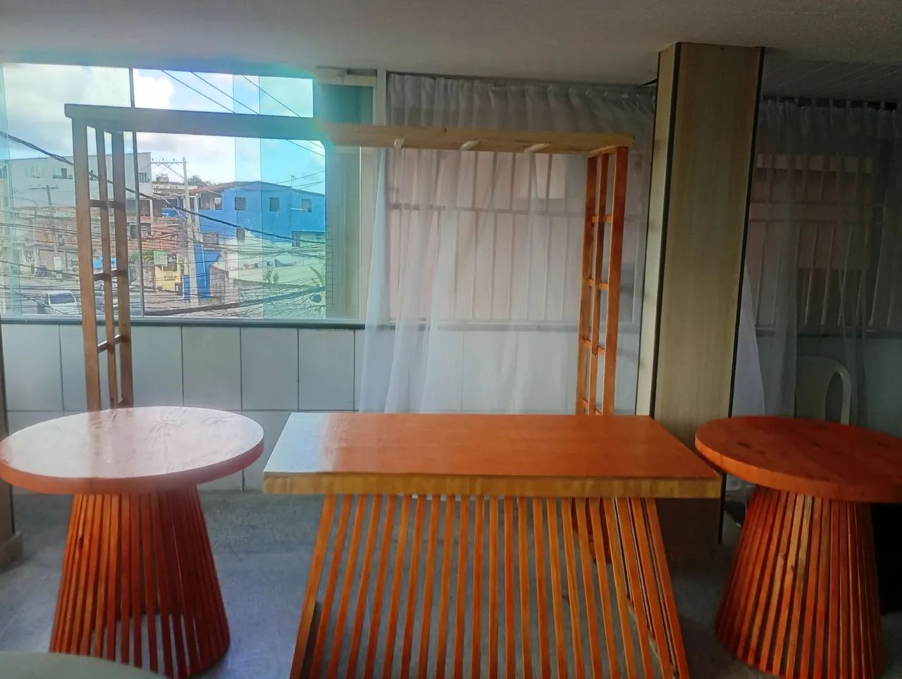 Mesa Ripada Retangular para Decoração de Festas - 1,60m<br>Mesa Retangular Ripada - Foto 2
