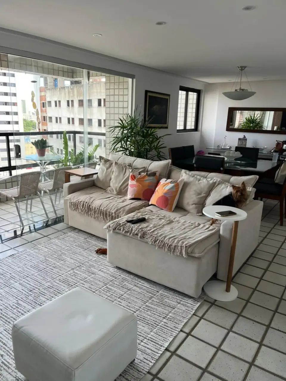 VENDE-SE APARTAMENTO - 3 QUARTOS - 1 SUÍTE - 2 VAGAS - Foto 2