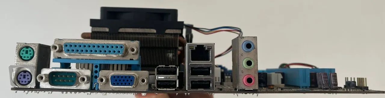 Placa Mae ASUS M4N68T-M LE - Foto 3