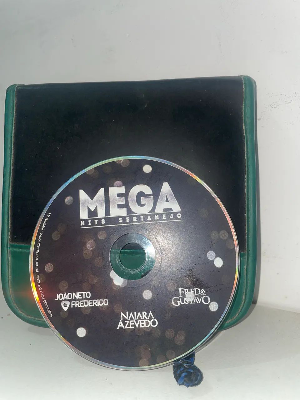 Mega Hits Sertanejo de  João & Frederico, Naiara Azevedo e Fred & Gustavo - Foto 2