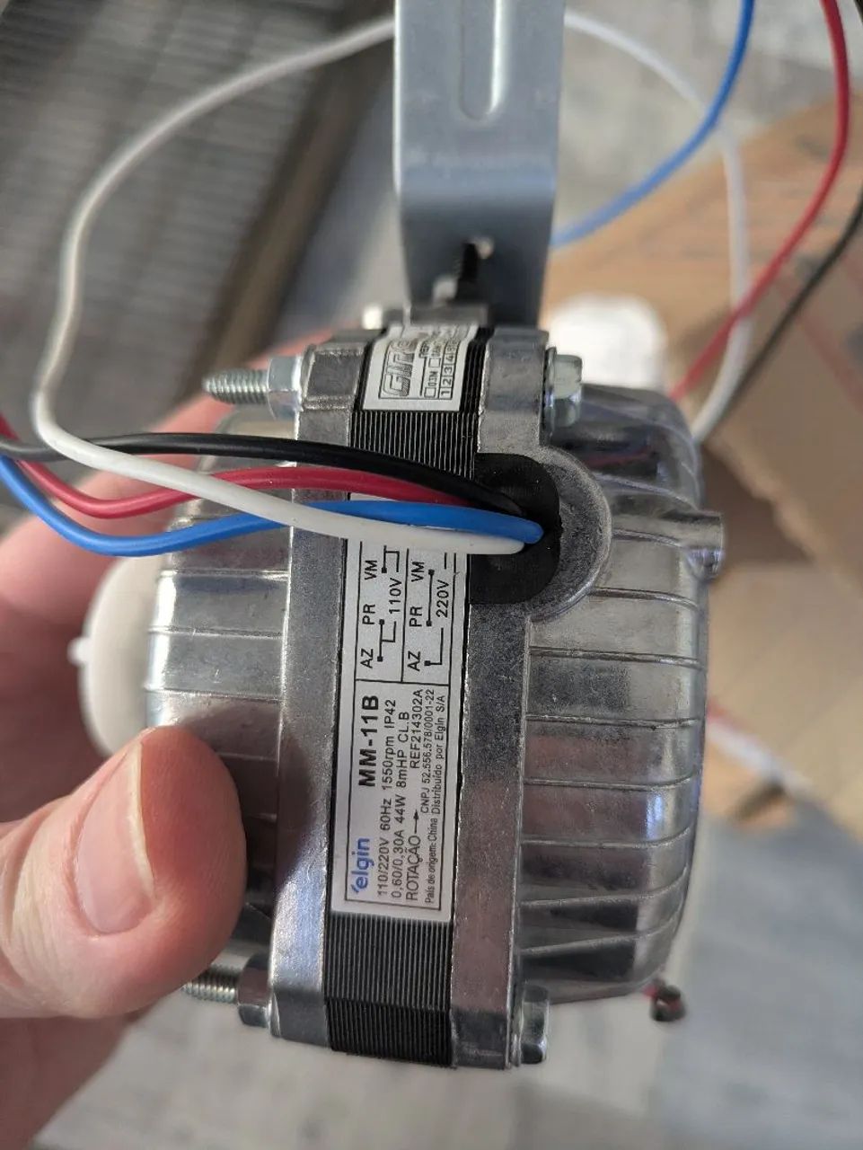 Micro Ventilador Elgin. Exaustor