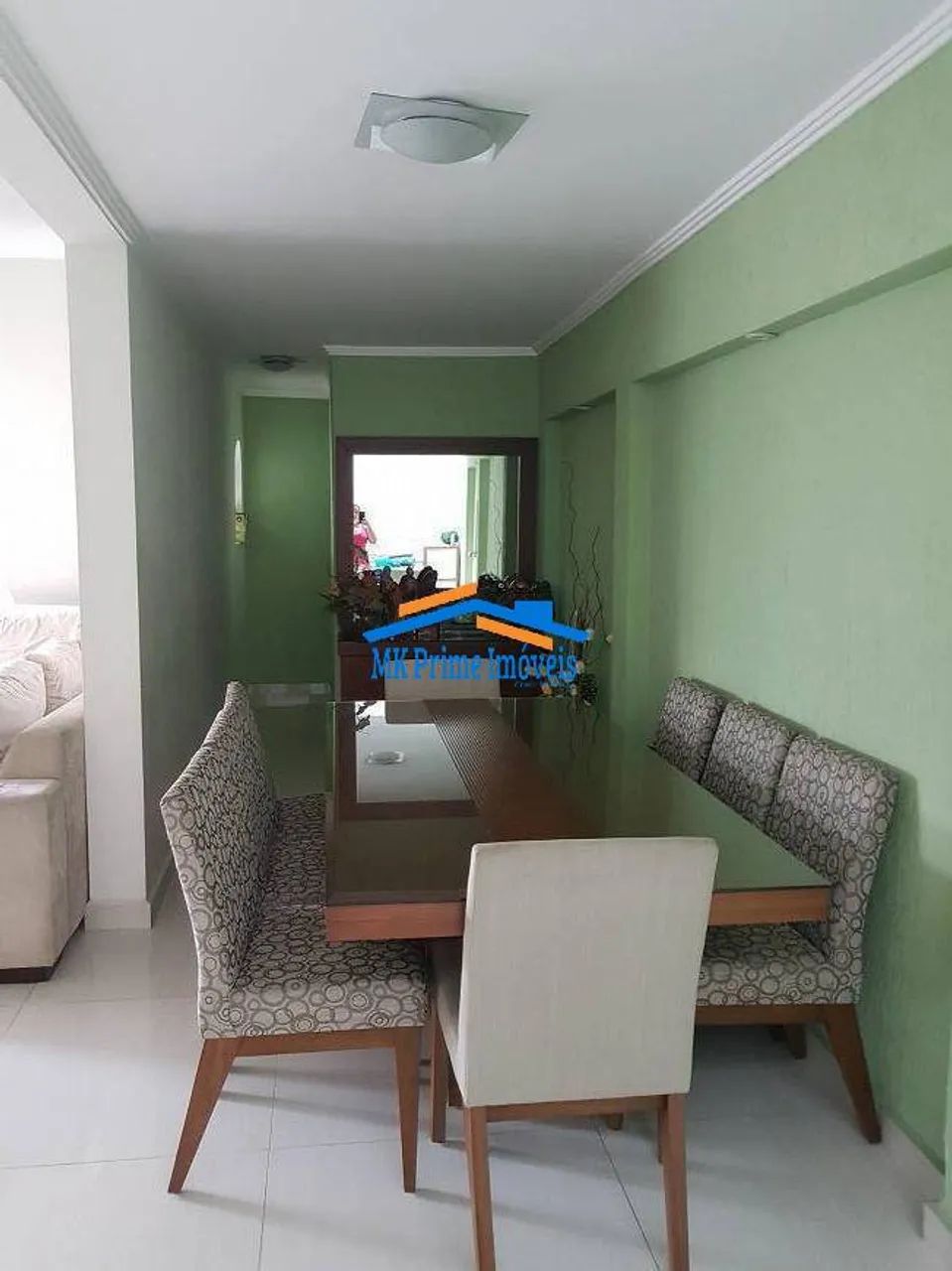 Casa com 4 Quartos e 4 banheiros à Venda, 240 m² - Foto 2