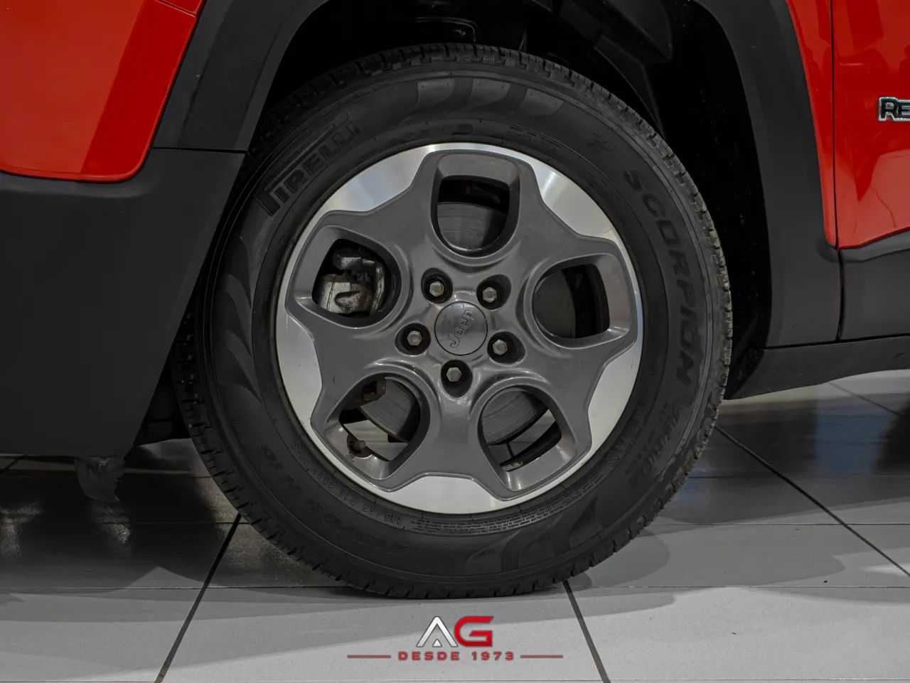 Jeep Renegade Sport 1.8 4x2 Flex 16V Aut., foto 15 de 20