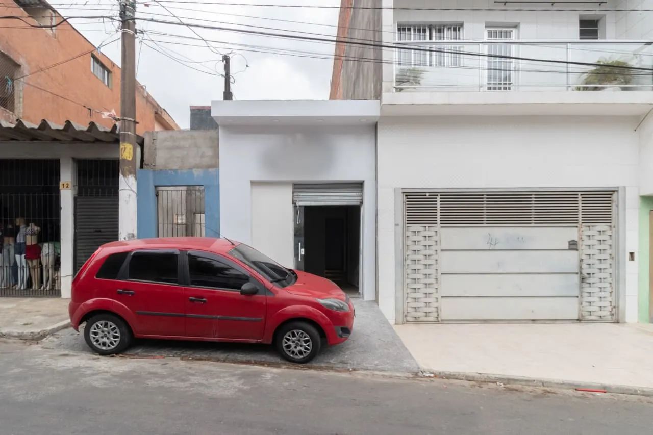 Loja na Rua José Cesarini, 10  40 m²