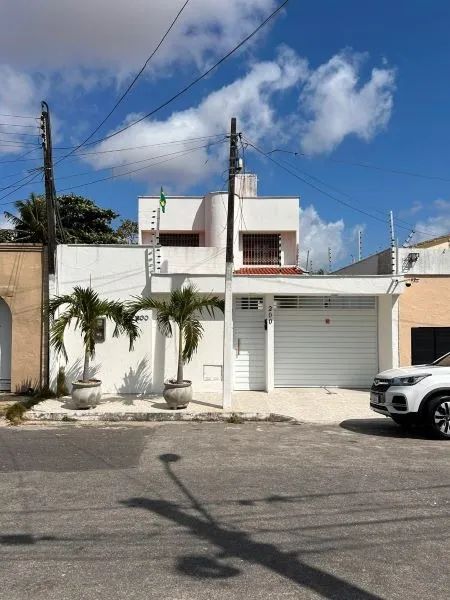 Duplex dos Sonhos: Espaçosa, Moderna e Pronta para Morar na Vila União.