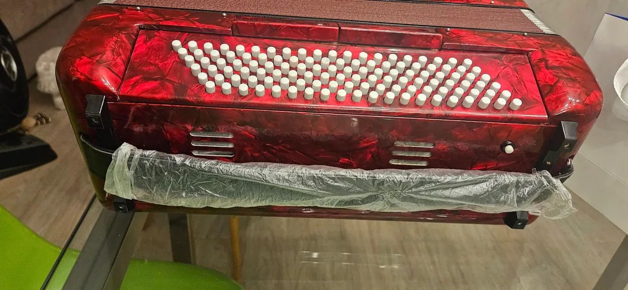 Acordeon Sanfona Todeskini 120 baixos - Foto 2