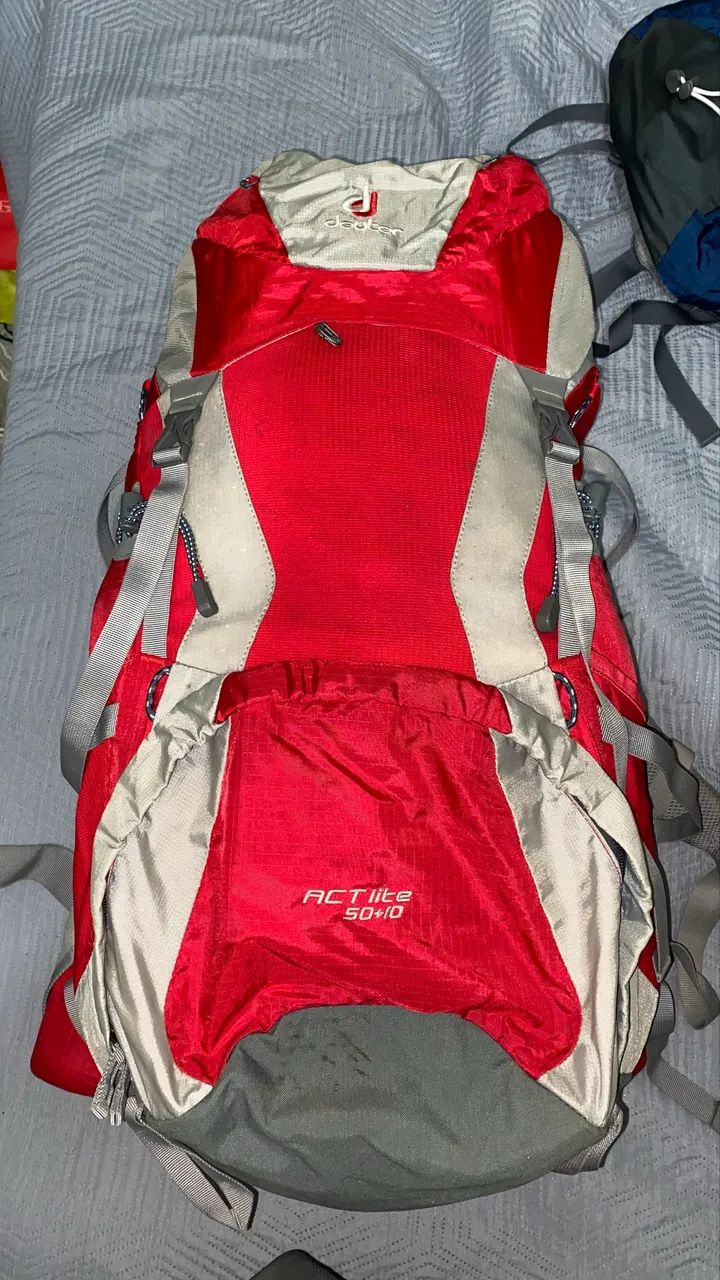 Mochila Deuter Act Lite 50+10