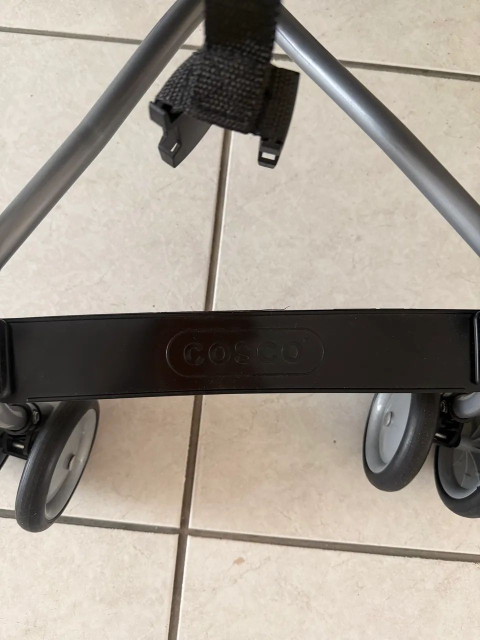 Carrinho guarda chuva compacto  - Foto 3