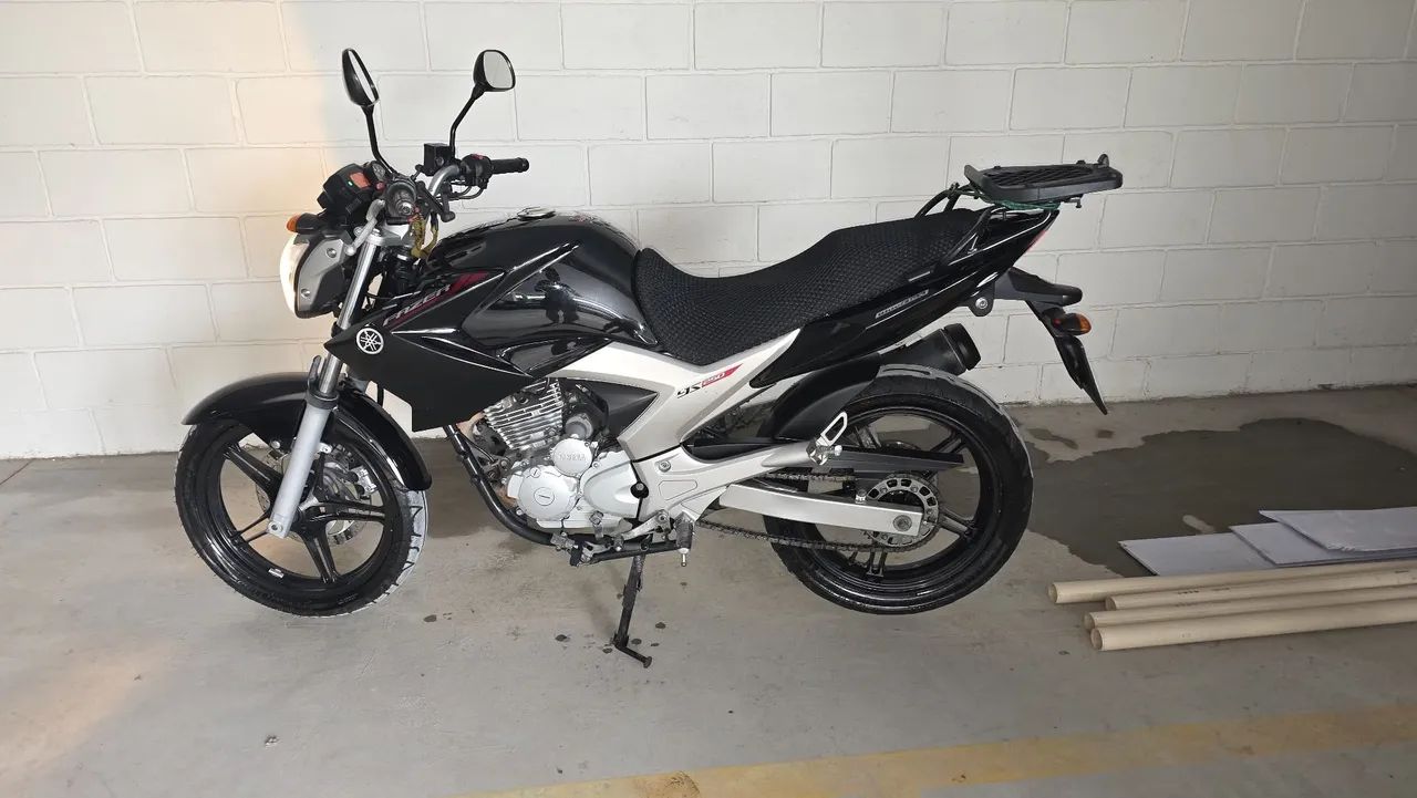 Fazer 250