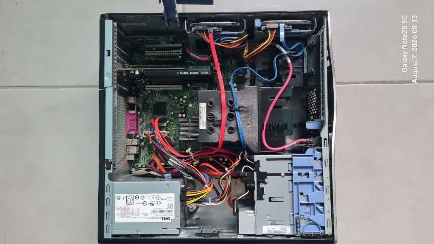 Dell Precision T3400 Xeon X3370 + Quadro K2000 - Excelente Estado - Foto 3
