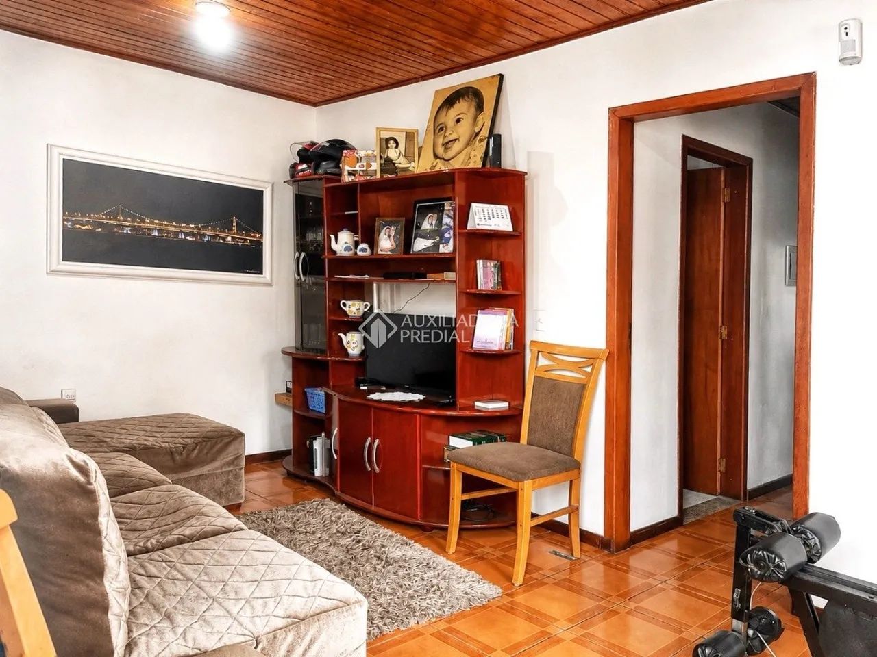 Casa com 6 dormitórios, 3 vagas de garagem no bairro Estreito - Foto 2