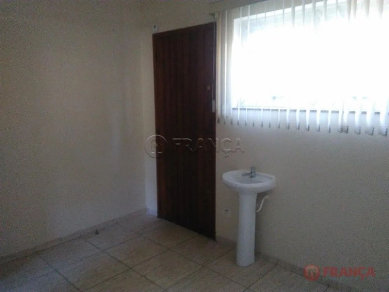 Comercial Sala em Jacareí - Foto 4