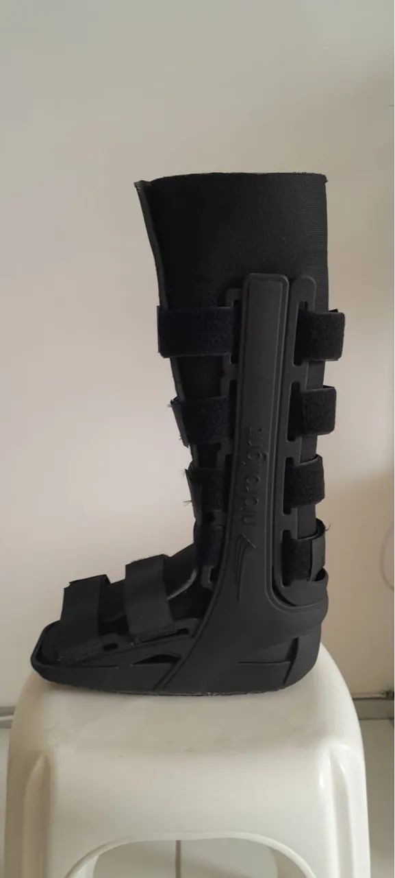 Bota Ortopédica Cano longo 