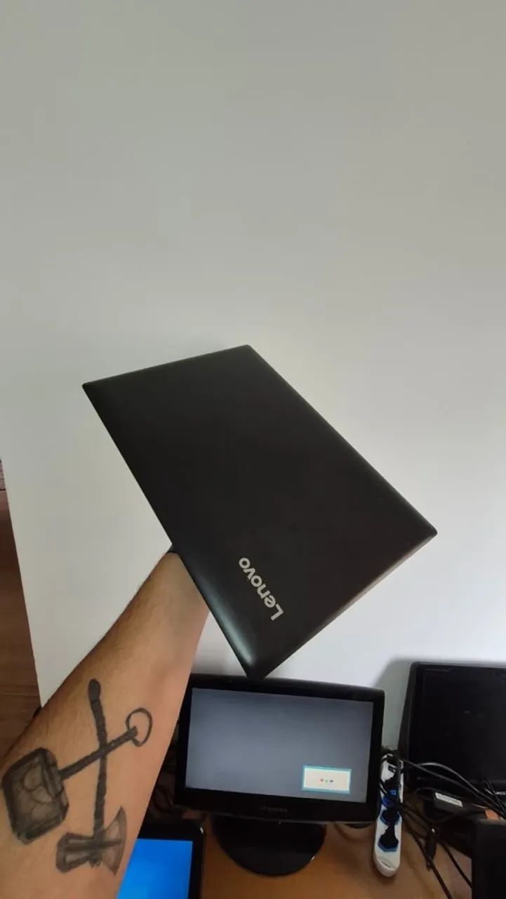 Notebook Lenovo  - Foto 2