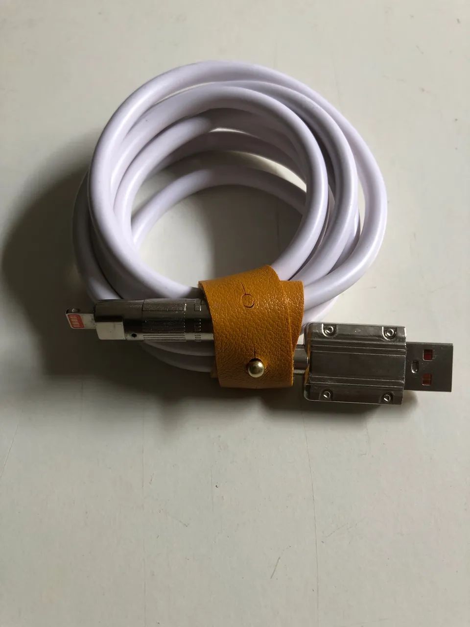 Cabo de carga rápida de silicone para iPhone 120W - Foto 2