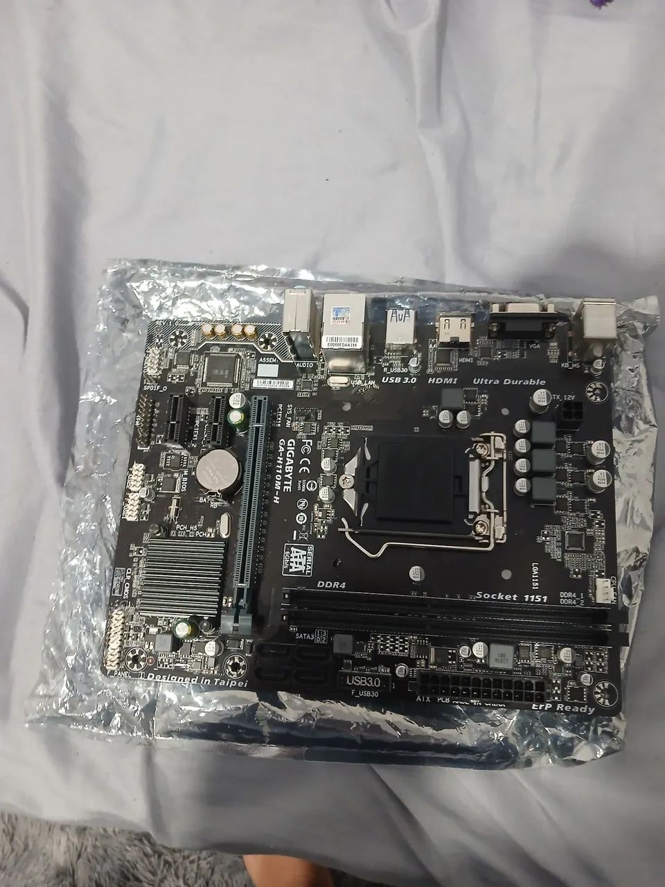 placa-mãe Gigabyte GA-H110M-H - Foto 2