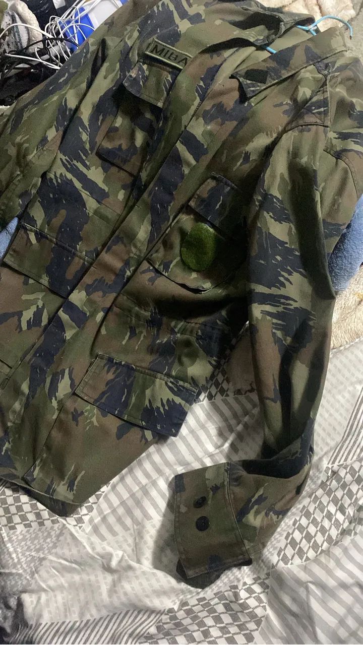 Jaqueta militar tamanho grande