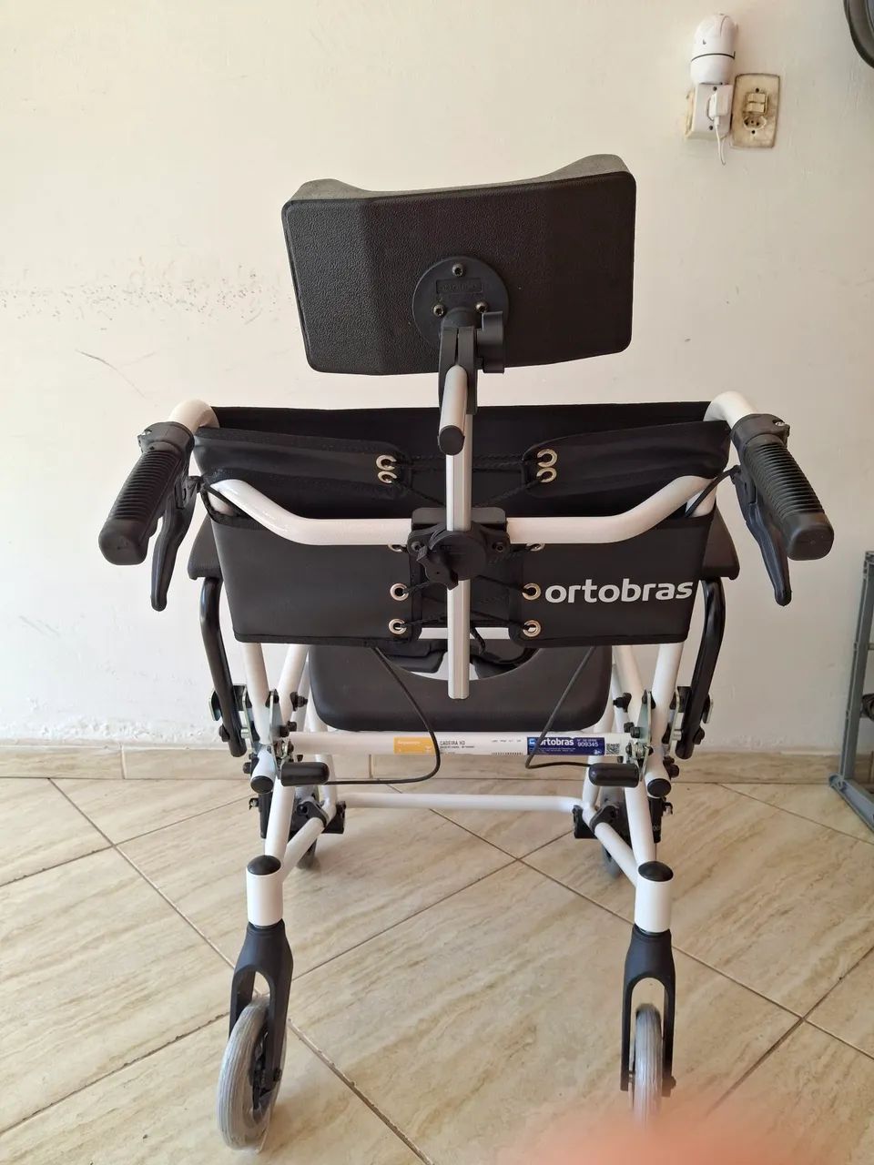 CADEIRA DE BANHO TETRAPLEGICO 
