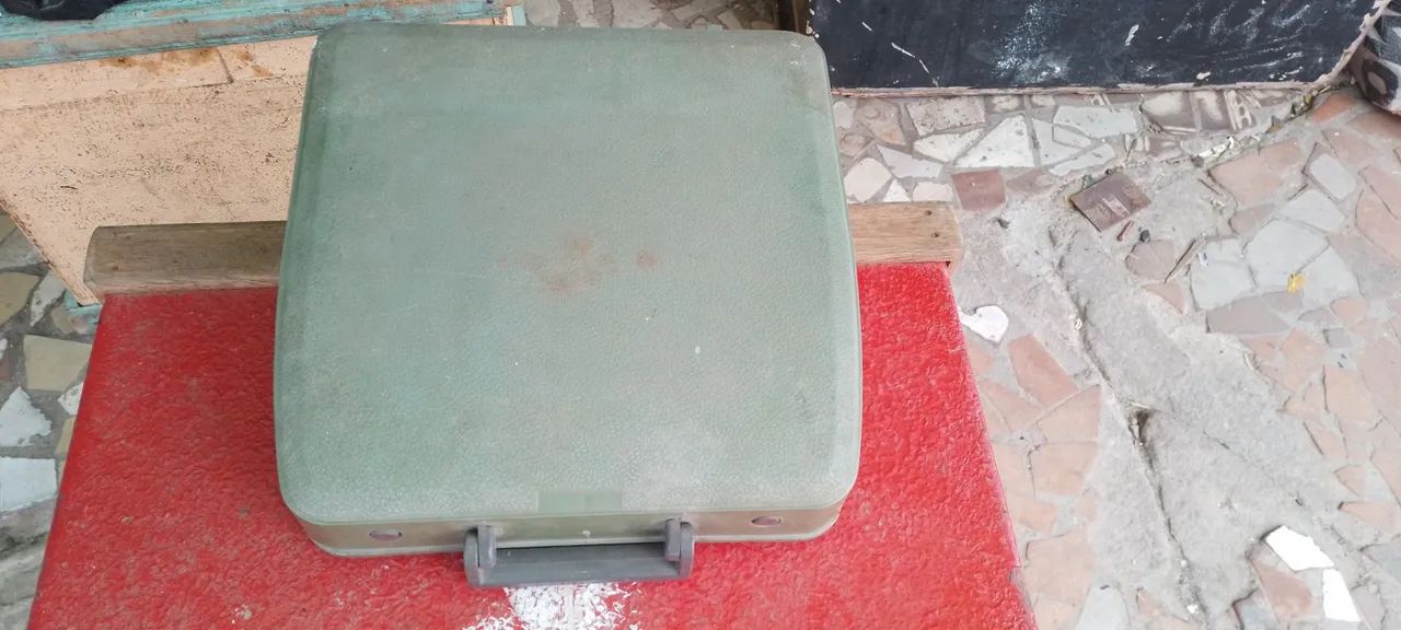 Máquina de datilografia relíquia R$150 - Foto 5