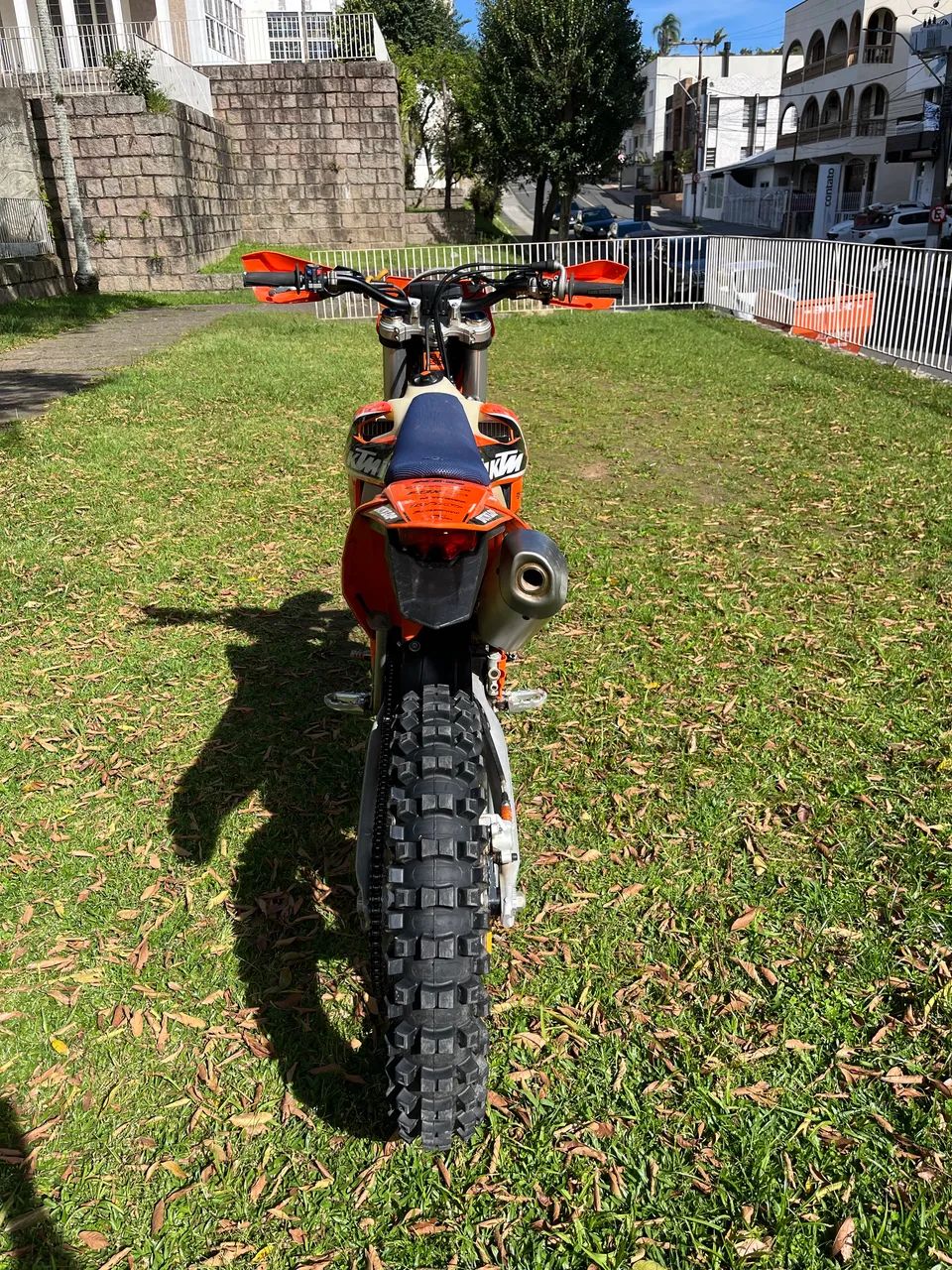 ktm 350 de enduro revisada - Foto 3