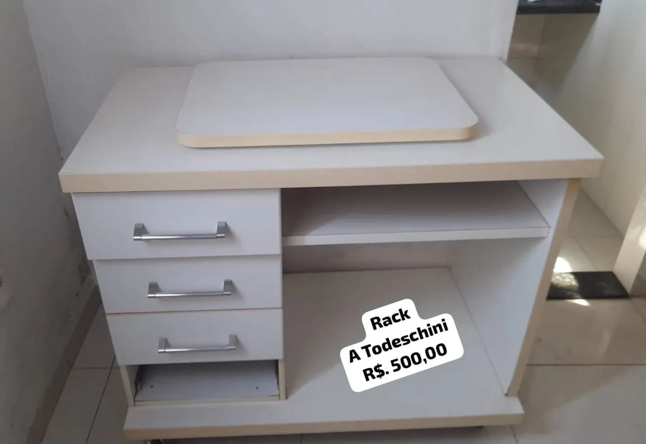 Rack da Marca Todeschini