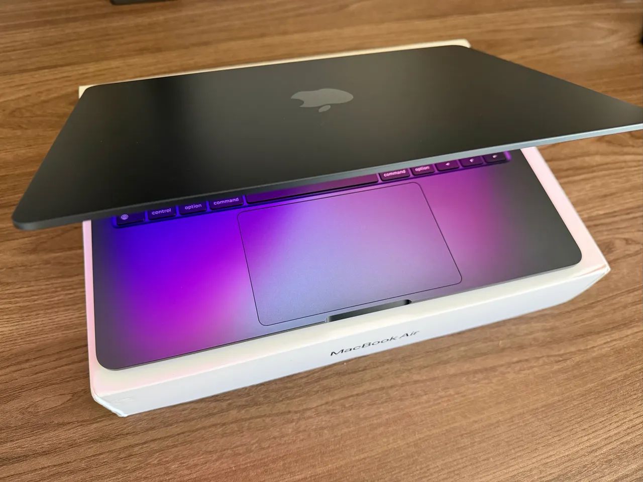 MacBook Air M3 8GB 256GB