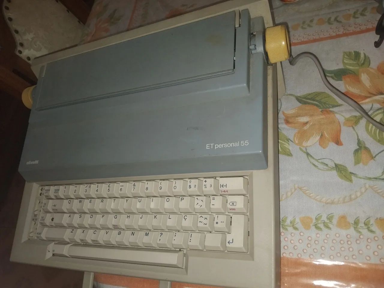 Máquina  de datilografia  eletrônica  - Foto 4