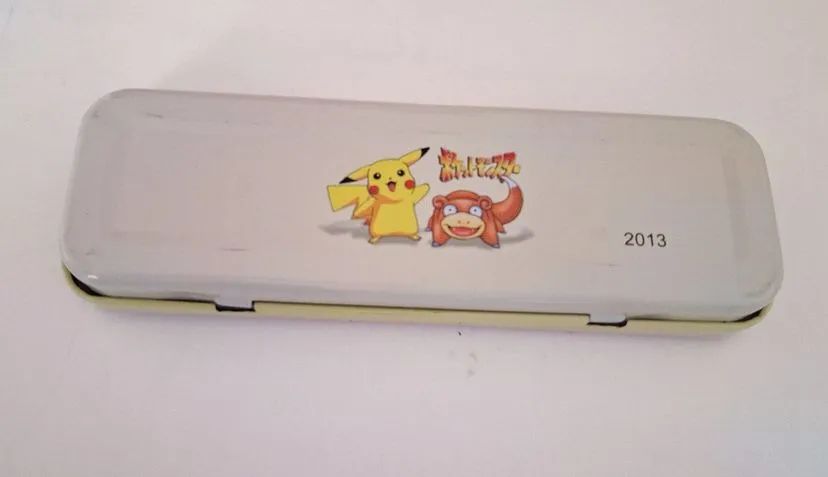 estojo lata vintage pokémon 2013 - Foto 2