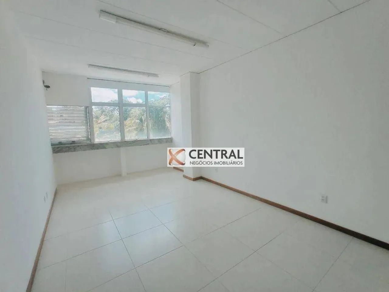 Sala para alugar, 35 m² por R$ 2.533,00/mês - Itaigara - Salvador/BA