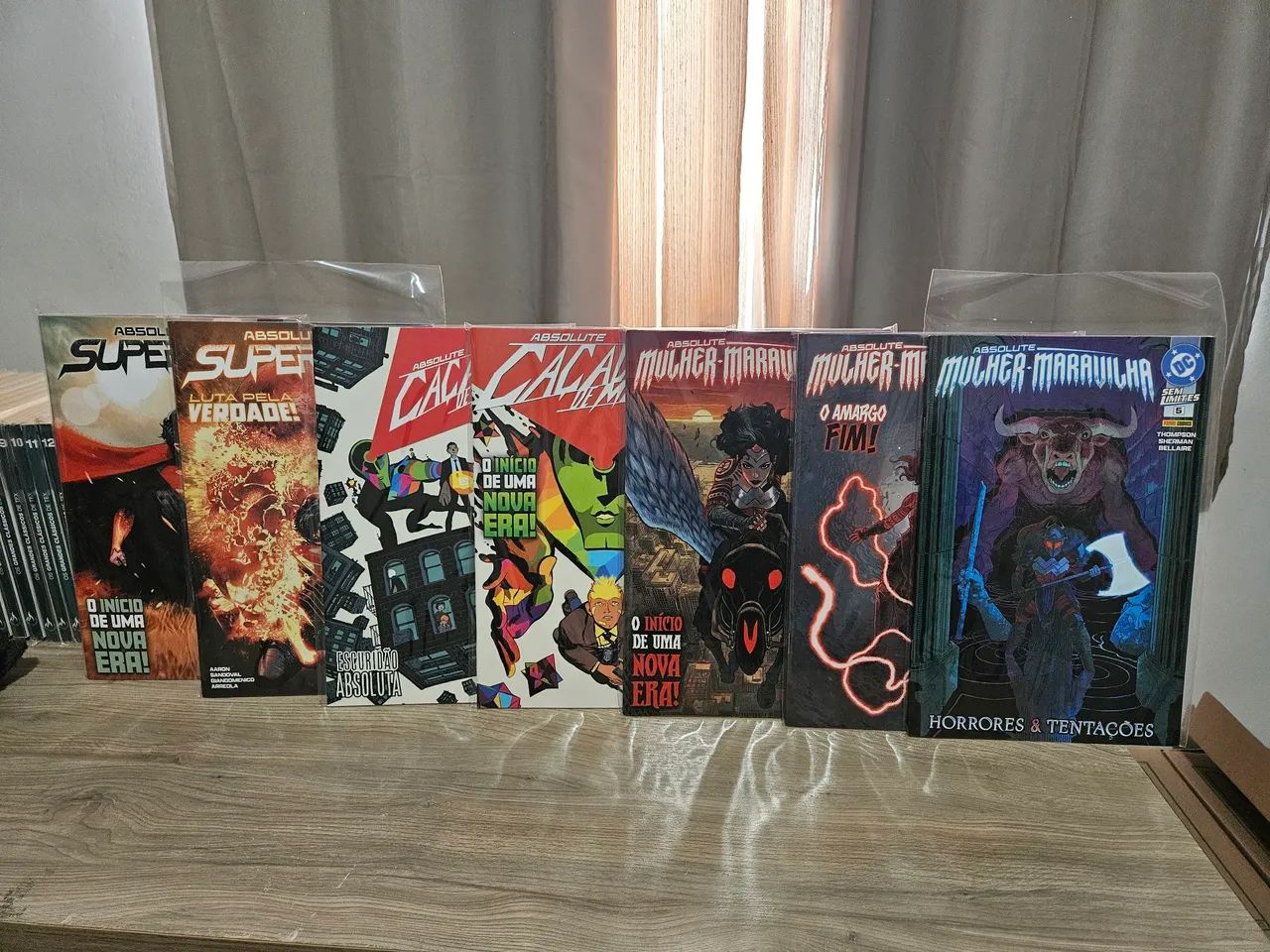 Dc Absolute, Panini (Mulher Maravilha, Superman e Caçador