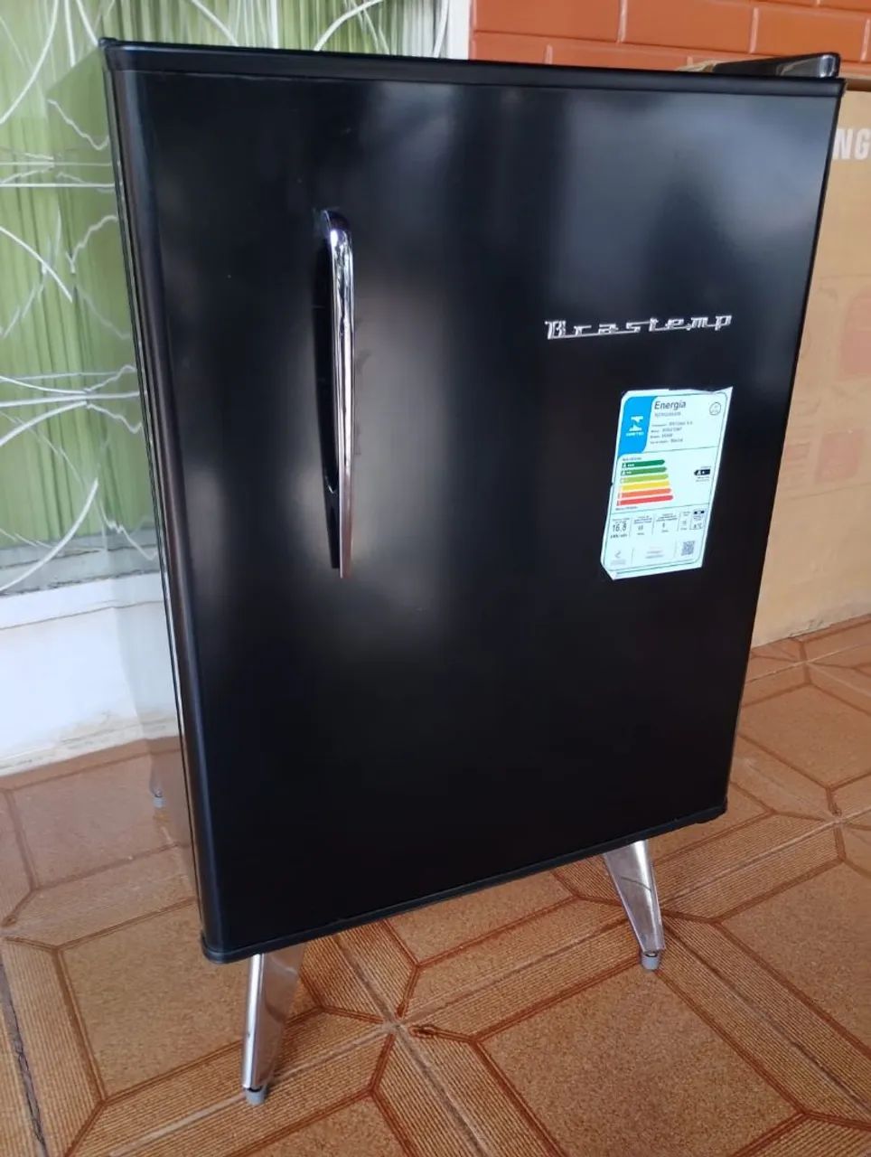 Frigobar brastemp retrô 