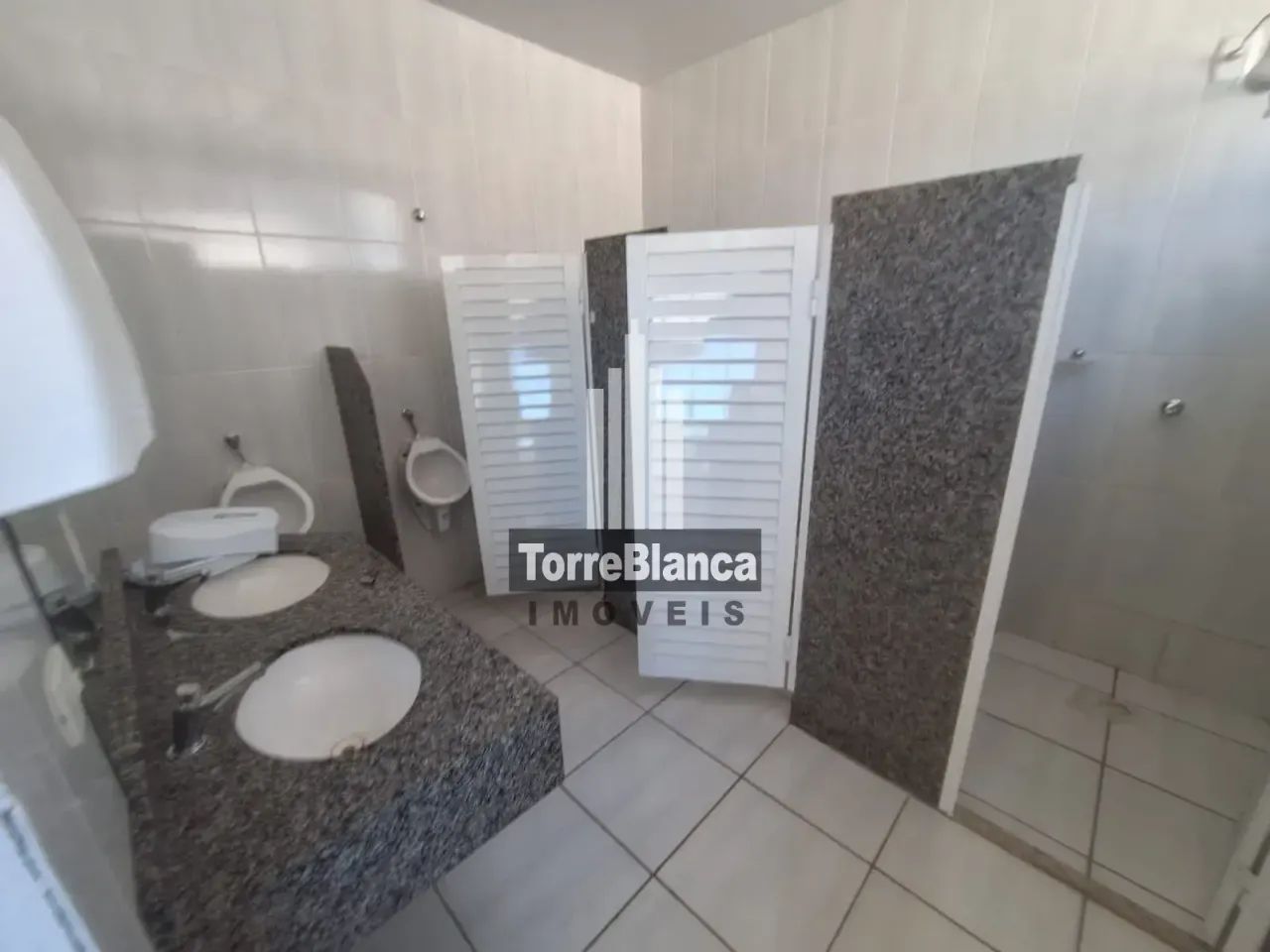 Galpão / Barracão para locação, 1100 m², 5 salas, 4 banheiros, Estacionamento com 20 vagas - Foto 14
