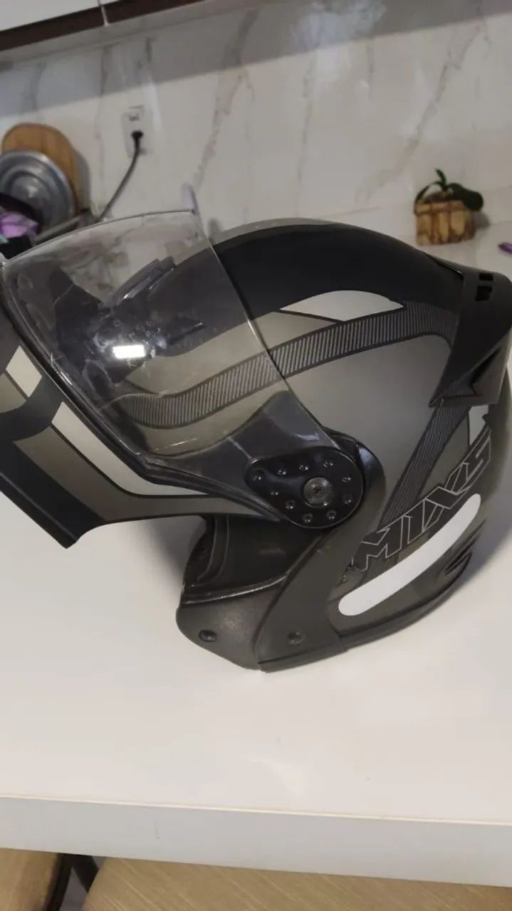 Capacete Robocop