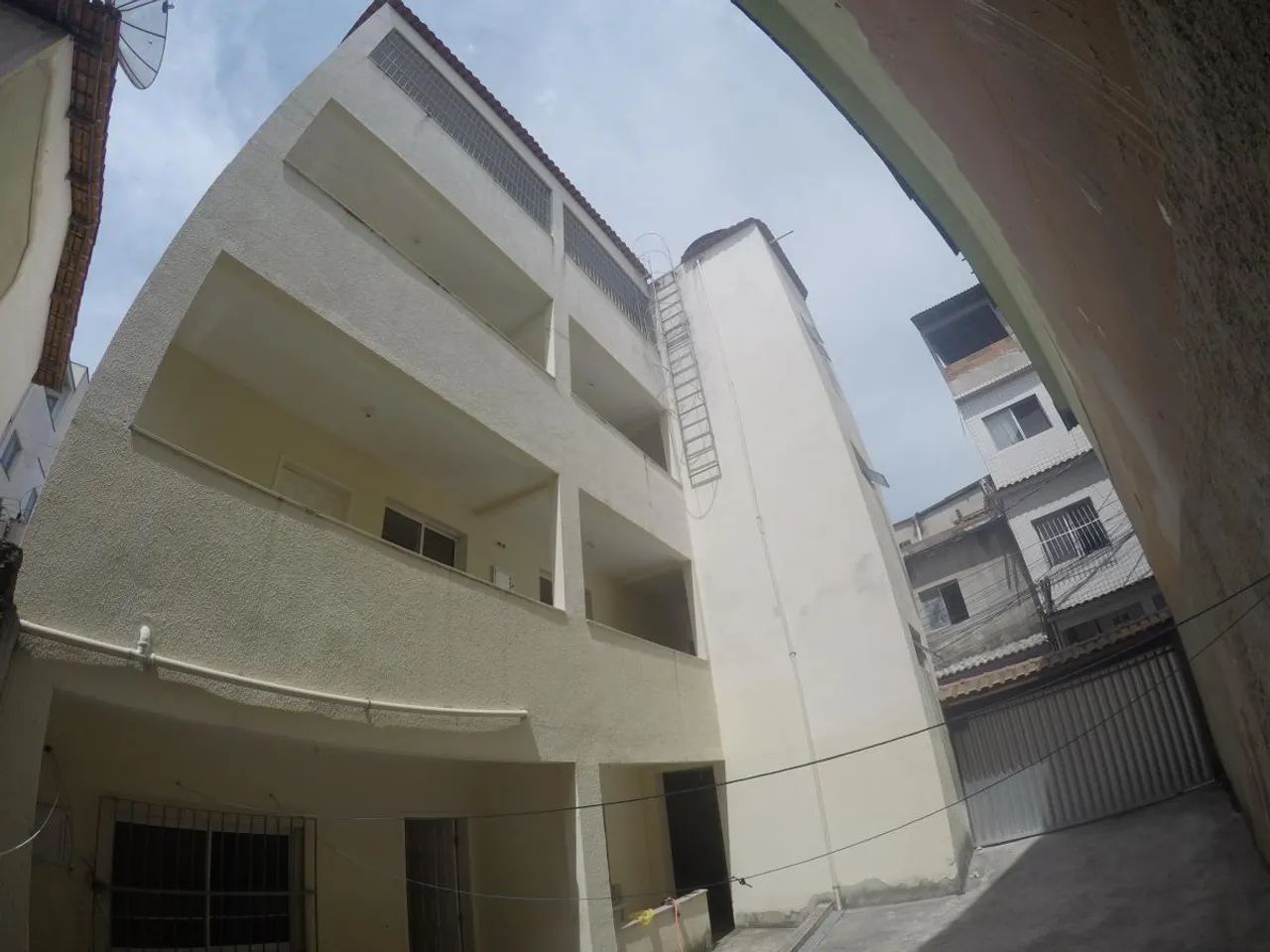 Prédio, Quitinetes em Santa Martha, 9 dormitórios - Foto 4