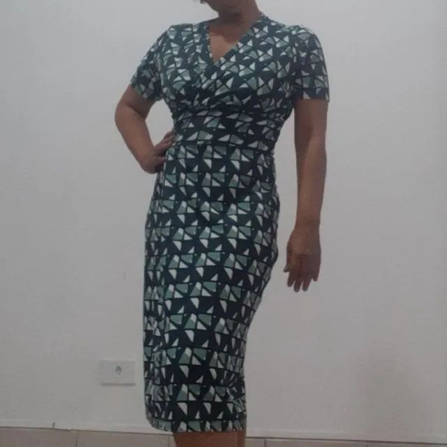 vestido midi estampa poliéster e elastano veste 38 ao 42 - Foto 2