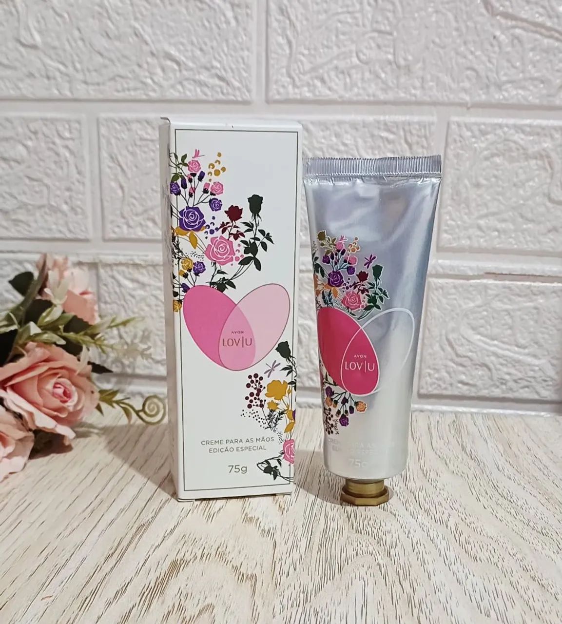 Creme Hidratante para as mãos Lov U da Avon 75g