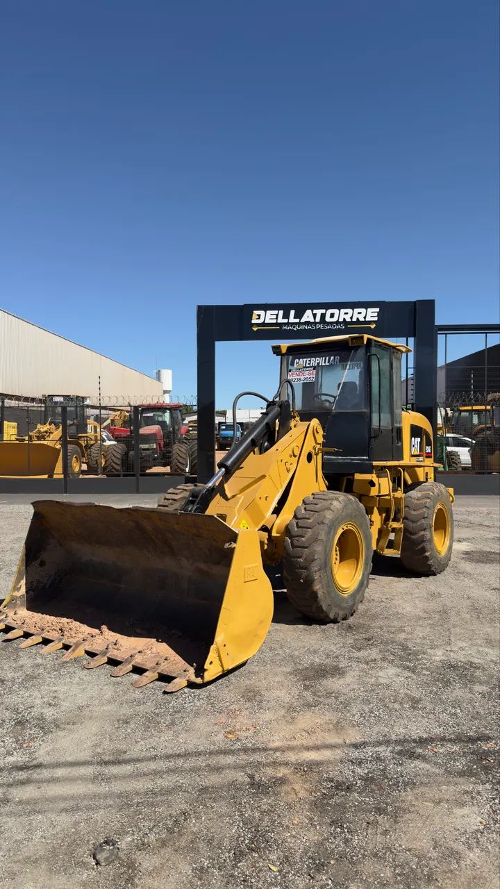 PÁ CARREGADEIRA CATERPILLAR 924G 2007 PRONTA PARA TRABALHAR