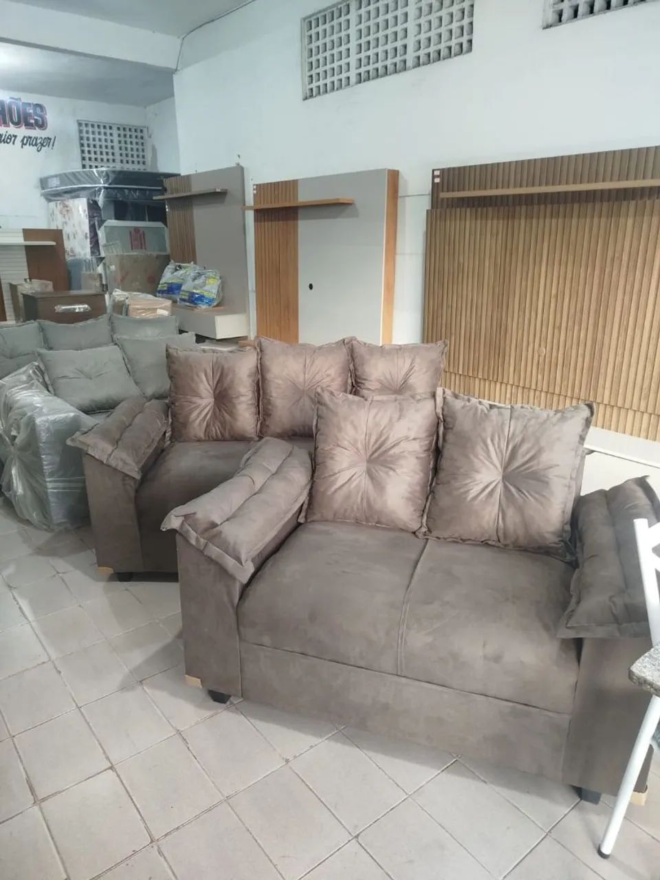 SOFÁ DE 3 E 2 LUGARES 