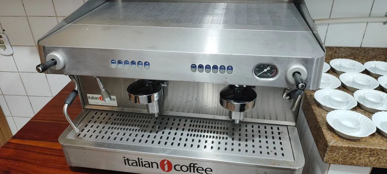 Vende-se Máquina de Café profissional Italian coffee  - Foto 4