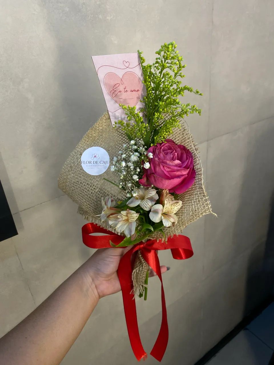 Flores e cestas personalizadas