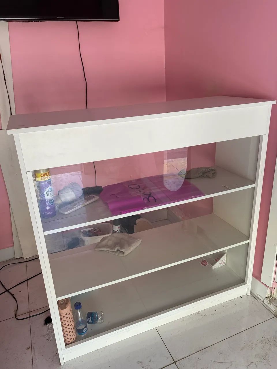 Balcão caixa vitrine em MDF para loja - Foto 2