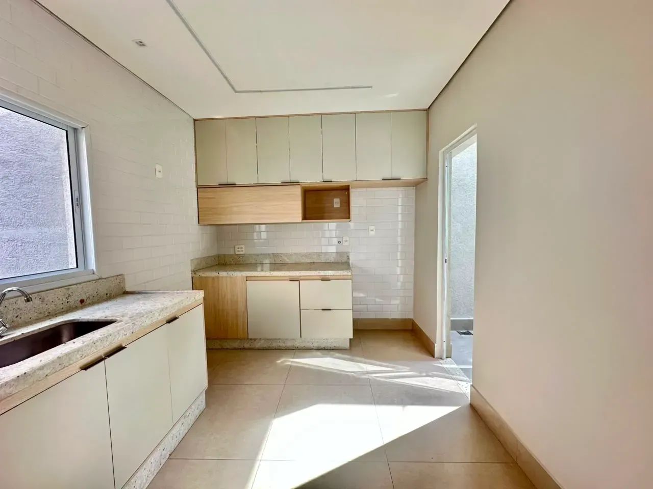 Casa de 3 quartos e 2 vagas no Gloria - Foto 4