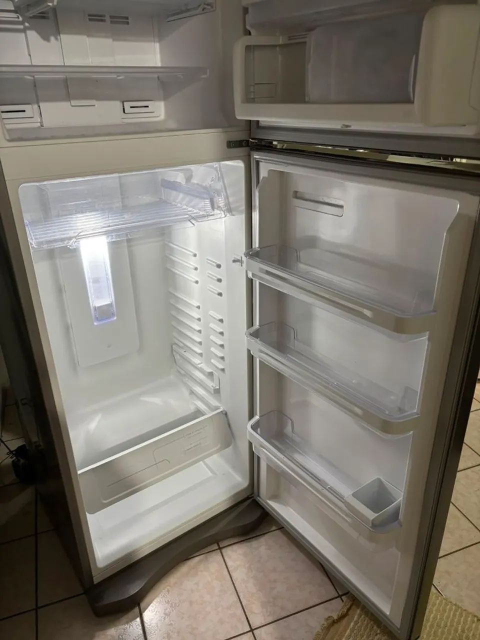 Geladeira dúplex Electrolux 490 litros  - Foto 4