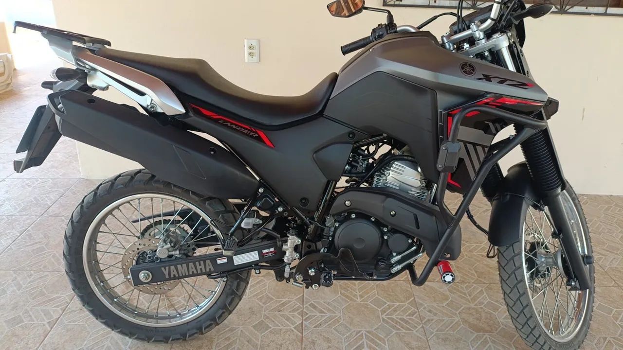 Lander 250  - Foto 3