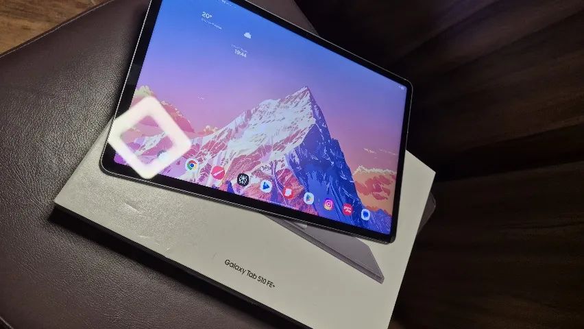 Samsung Galaxy Tab S10 FE+ 128GB | 8GB RAM | Tela 13.1" Cinza - Seminovo