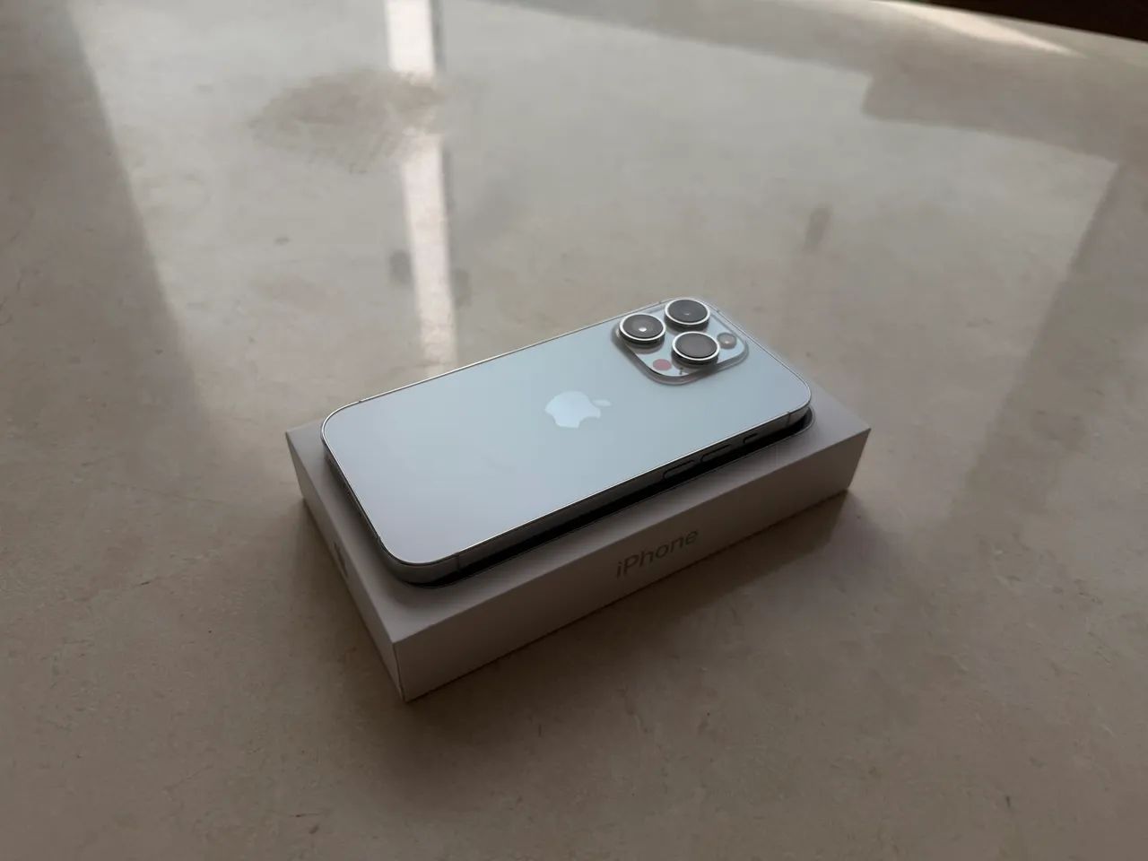 iPhone 14 Pro 128GB - Branco 78% de saúde  - Foto 2